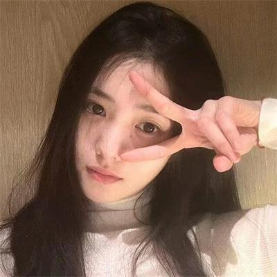 商谍